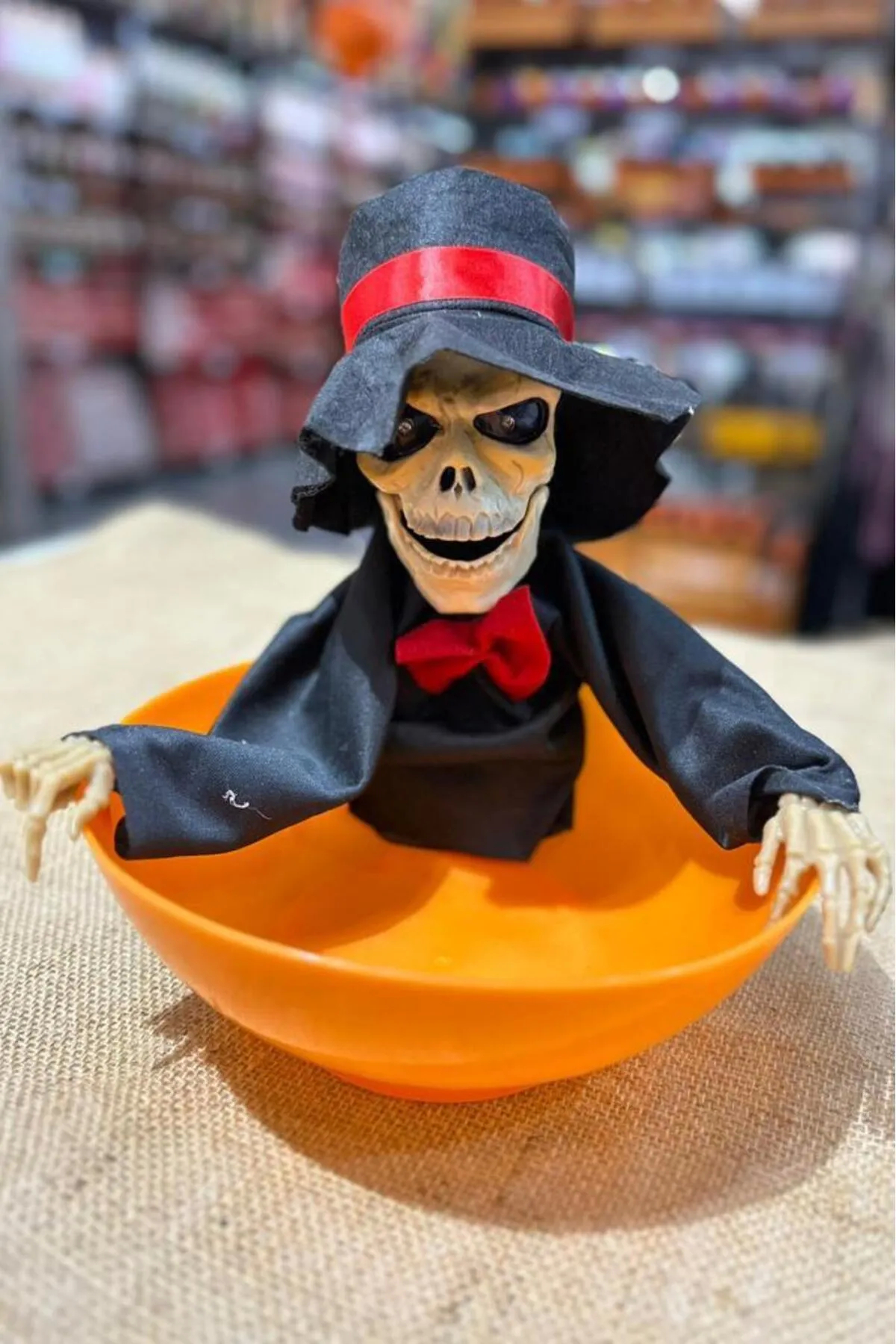 Halloween Dekoratif Sensörlü Şekerlikli Cadı