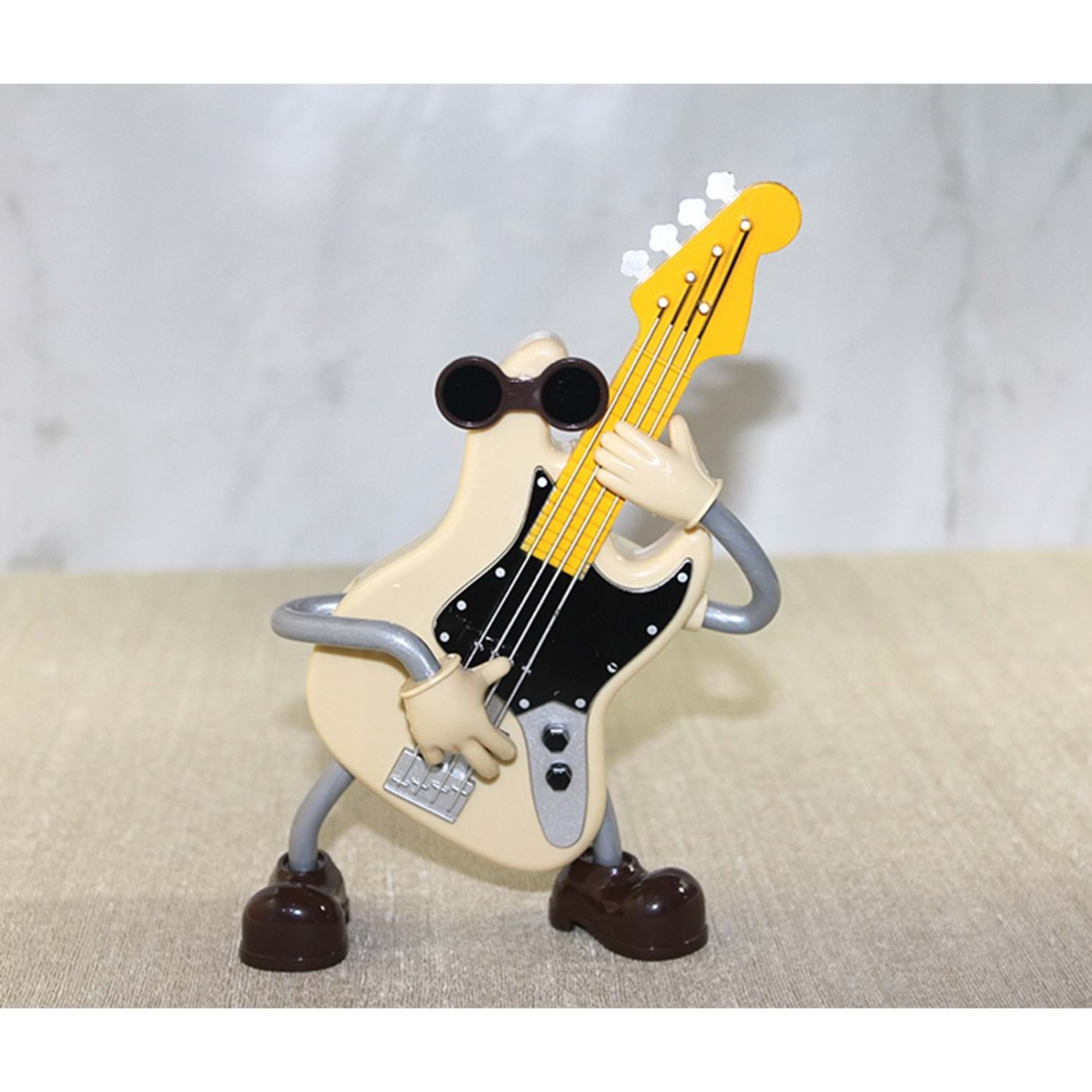 Müzik Kutusu Kendini Çalan Elektrogitar