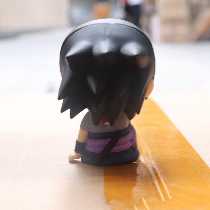 Naruto 8cm Oturan Biblo ´Sasuke Uchiha´