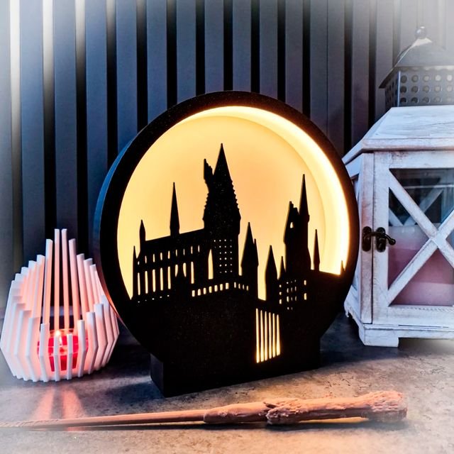 Harry Potter Hogwarts Daire Gece Lambası 24cm