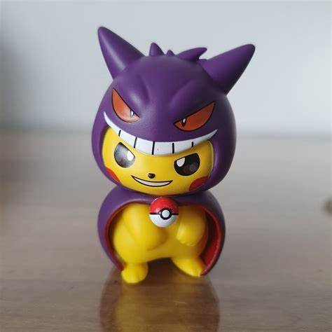 Pokemon Kostümlü Pikachu Biblo ´Gengar´