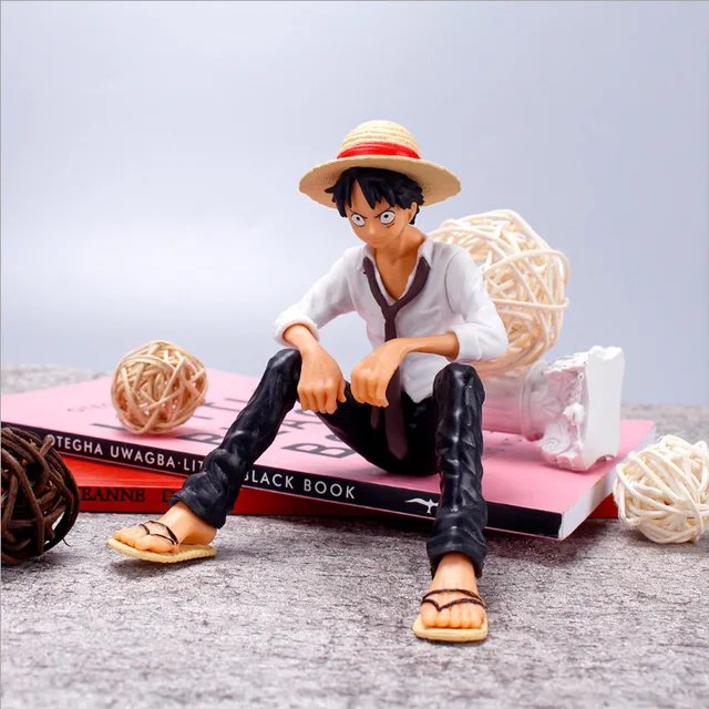 One Piece Biblo 10cm Oturan Luffy